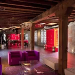 Af Pesquera Hotel