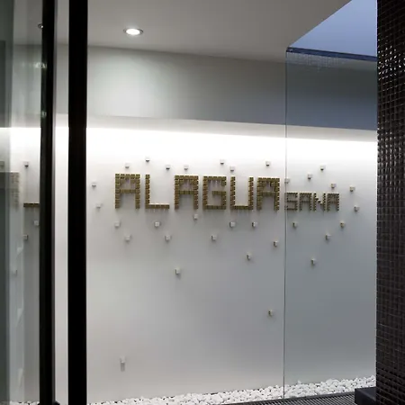 Af Pesquera Hotel