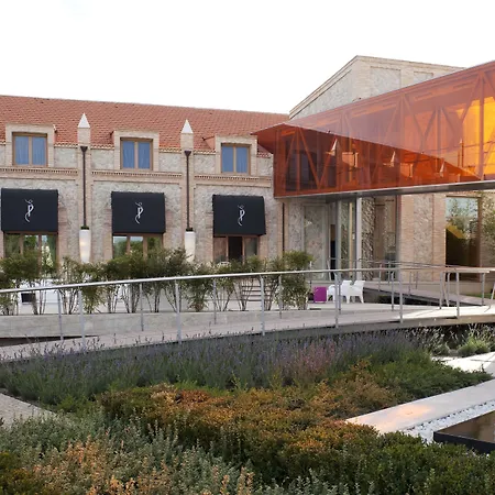 Af Pesquera Hotel
