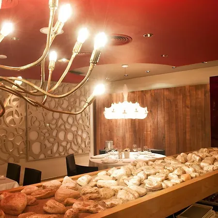 Af Pesquera Hotel 4*