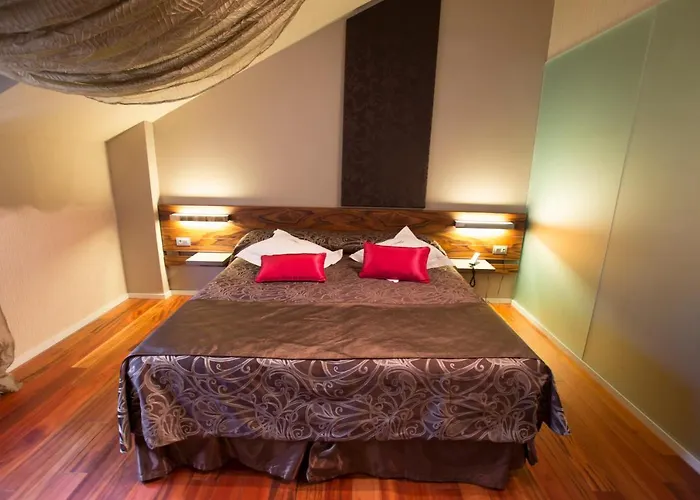 Af ペスケーラ 4* Peñafiel