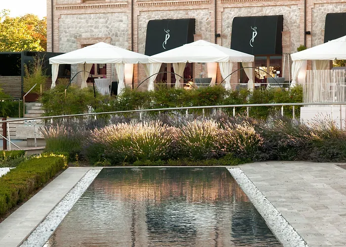 Af ペスケーラ 4* Peñafiel